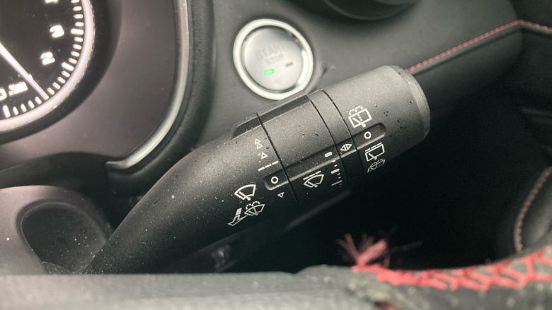 MG Hs 1.5 T-GDI Exclusive 5dr Petrol Hatchback